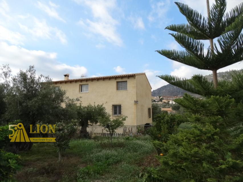 LION Real Estate Group S.L.